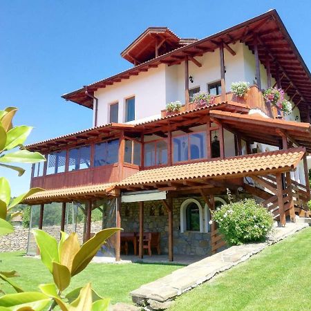 Guest House Diabora アルバナシ エクステリア 写真
