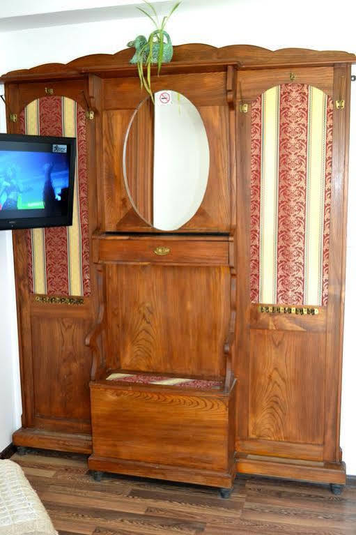 Guest House Diabora アルバナシ エクステリア 写真